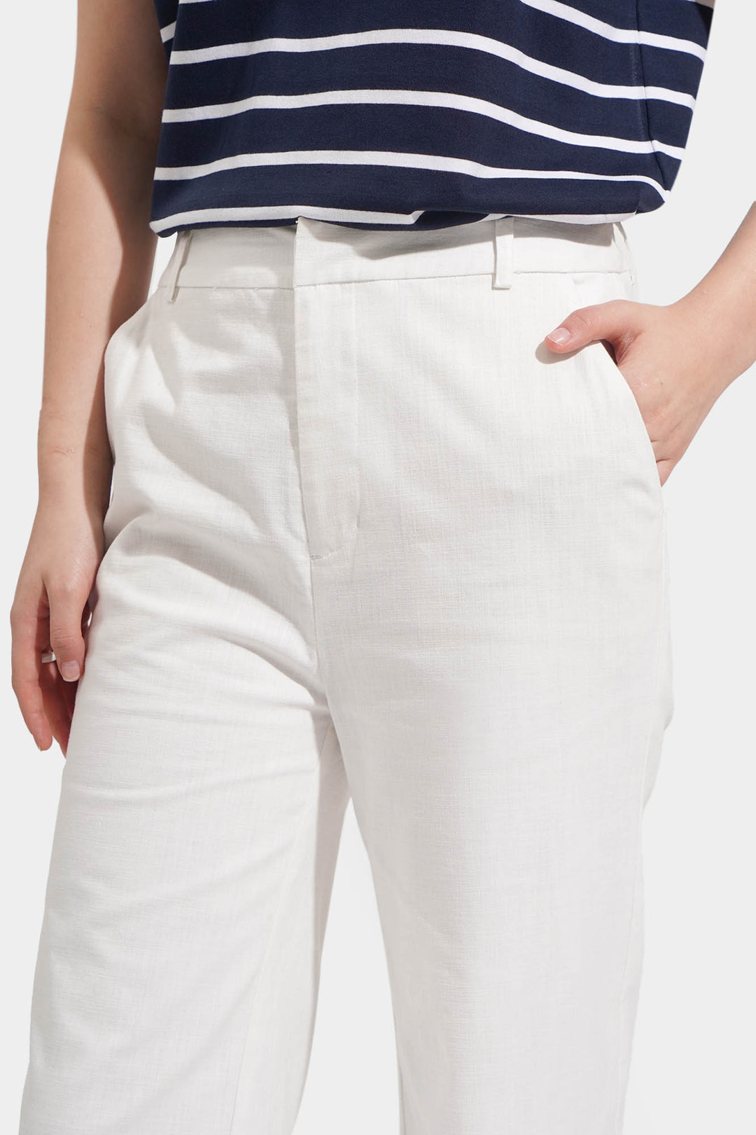 985814-Off White (2).jpg