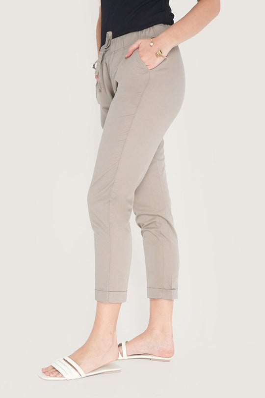 Closet Staples Mid Waist Cropped Trousers With Elastic Waistband