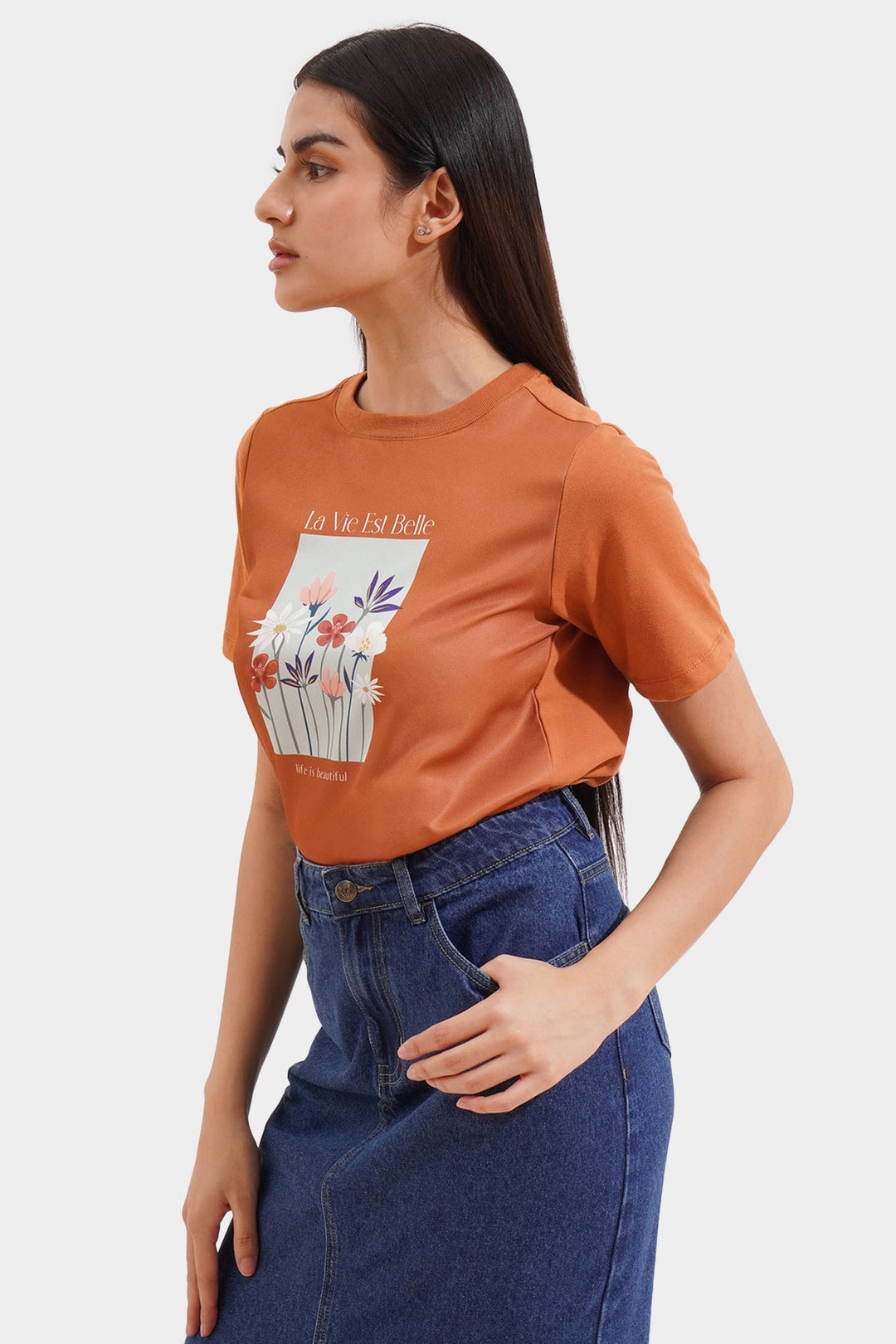 La Vie Est Belle Graphic Tee