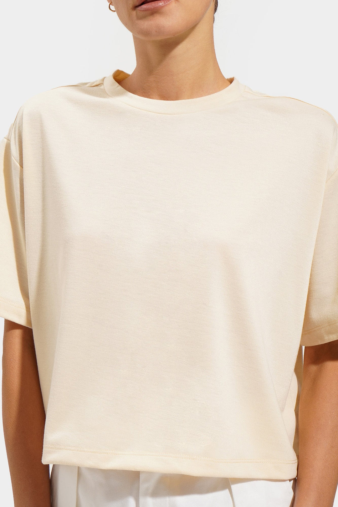 Round Neck Knitted Tee