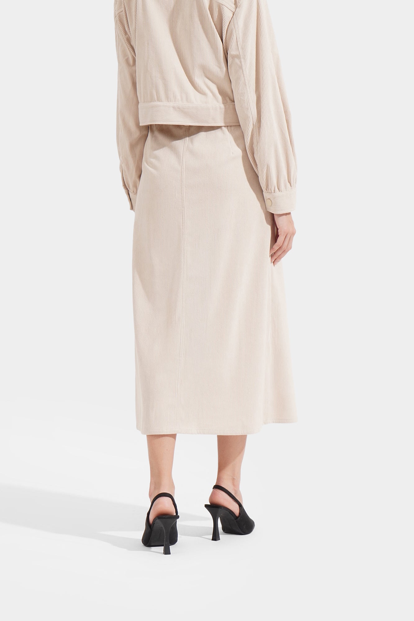 981865-Beige (1).jpg