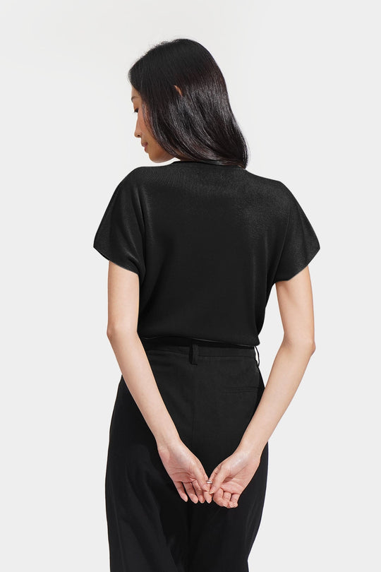 Extended Sleeves Knitted Tee With Seam Detail