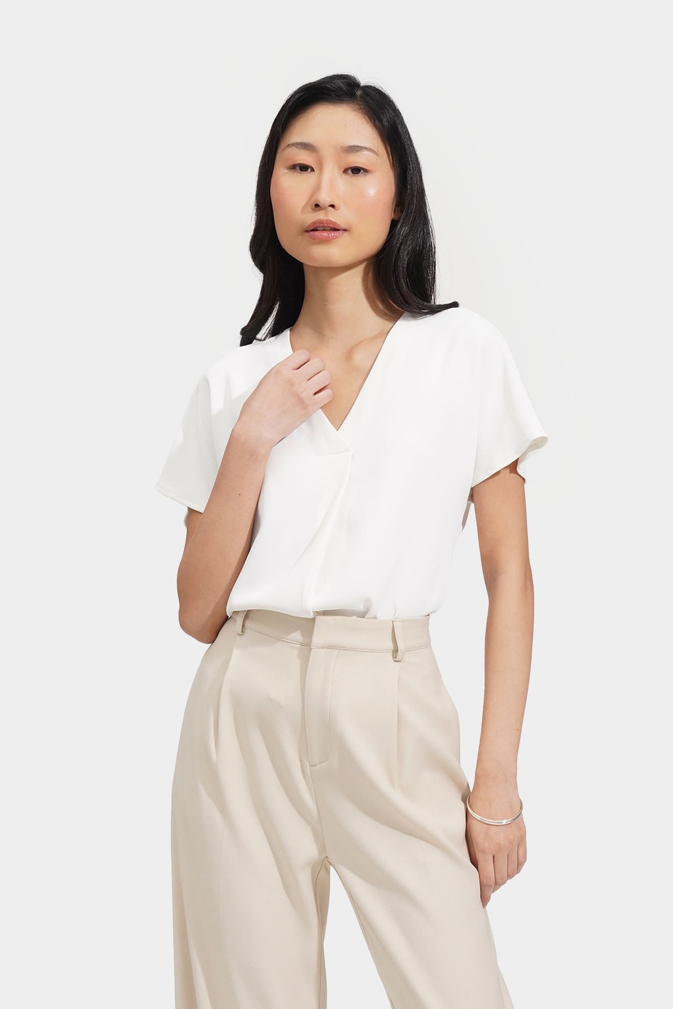 983376-White (3).jpg