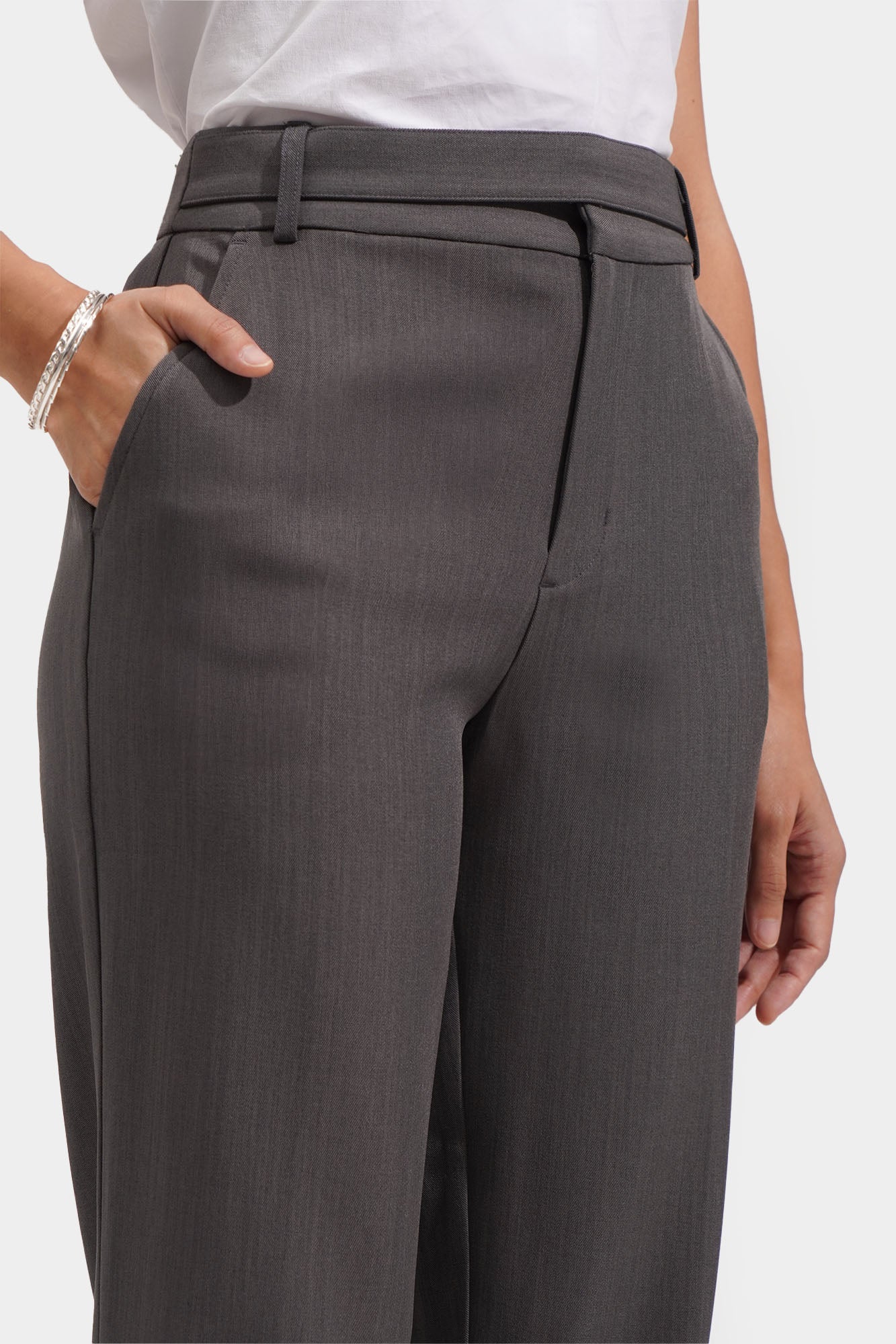 983491-Gray (3).jpg
