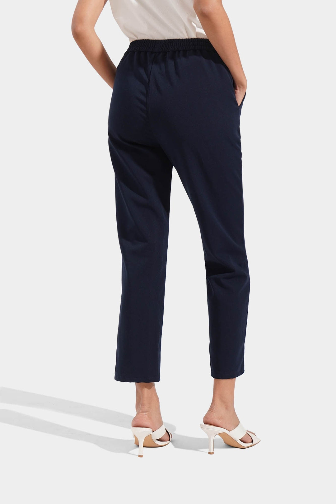 Cozy: Tapered Trousers