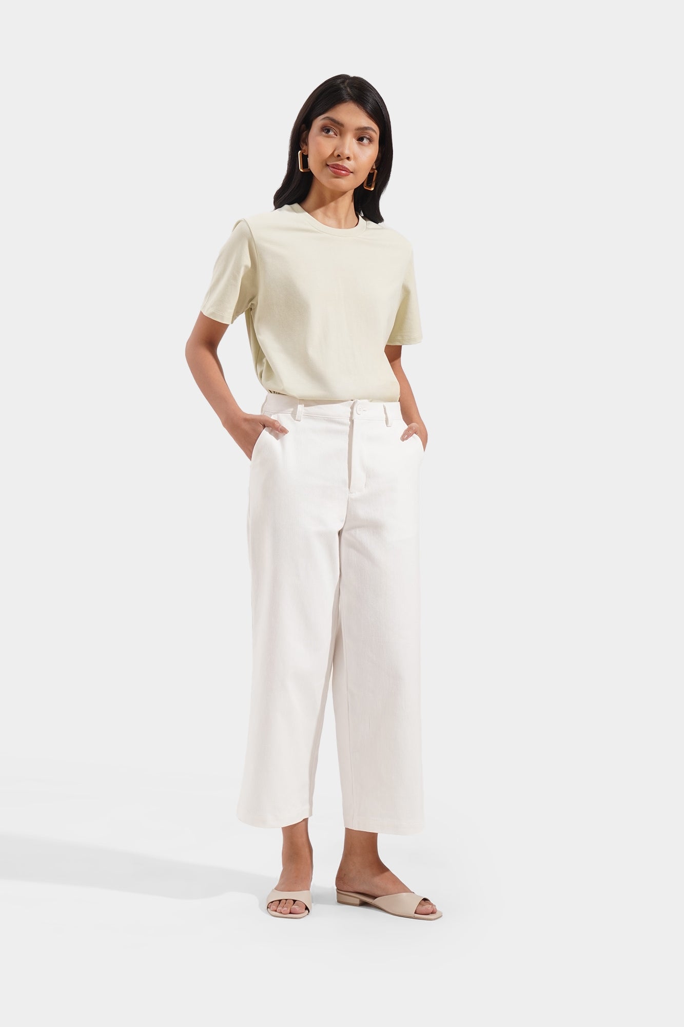 986245-Off White (1).jpg