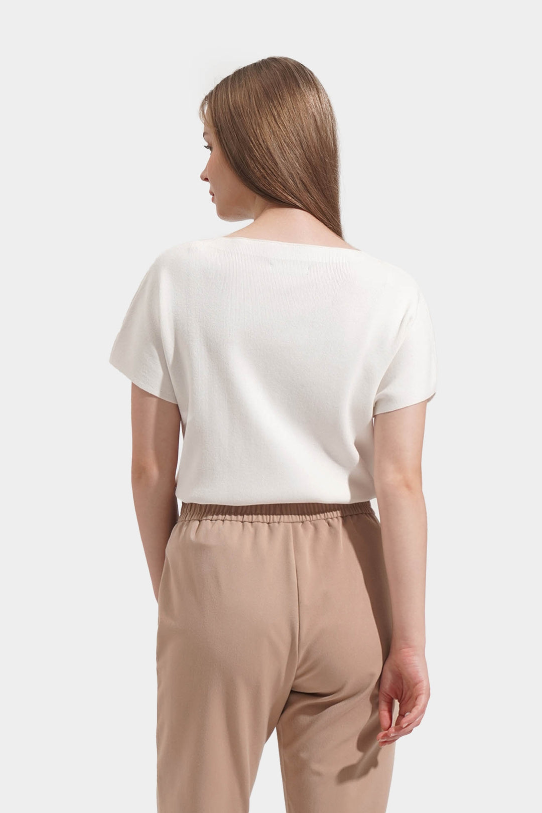 986885-Off White (1).jpg