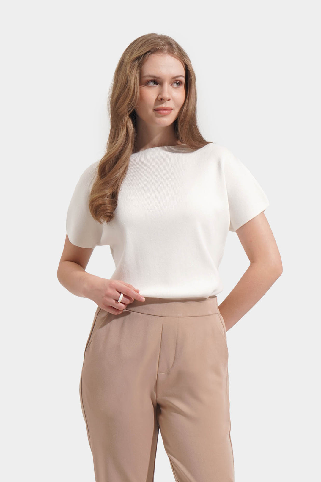 986885-Off White (3).jpg