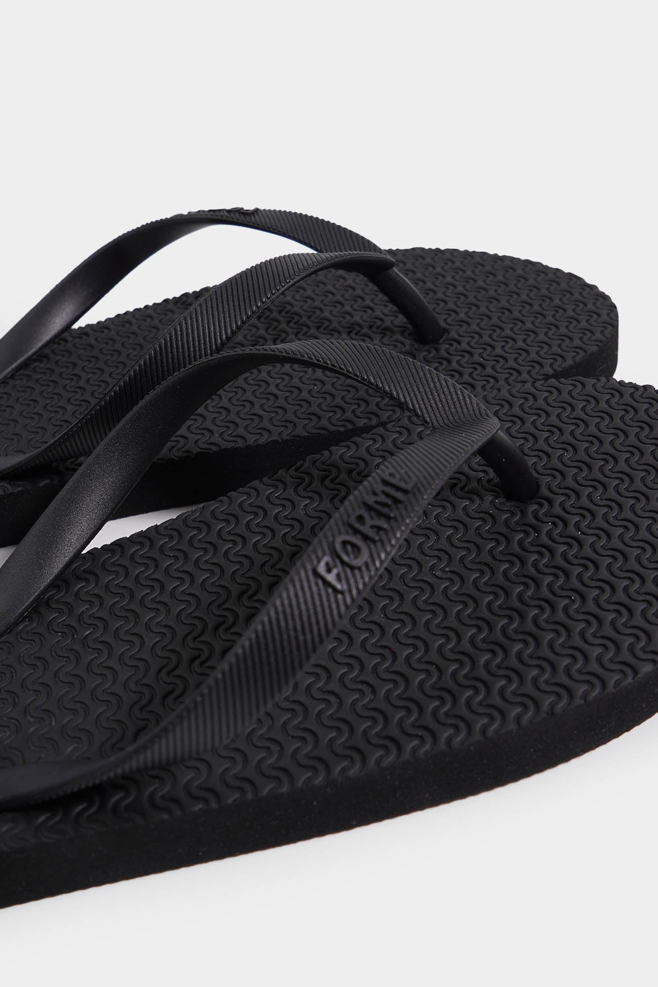 986909-Black (1).jpg