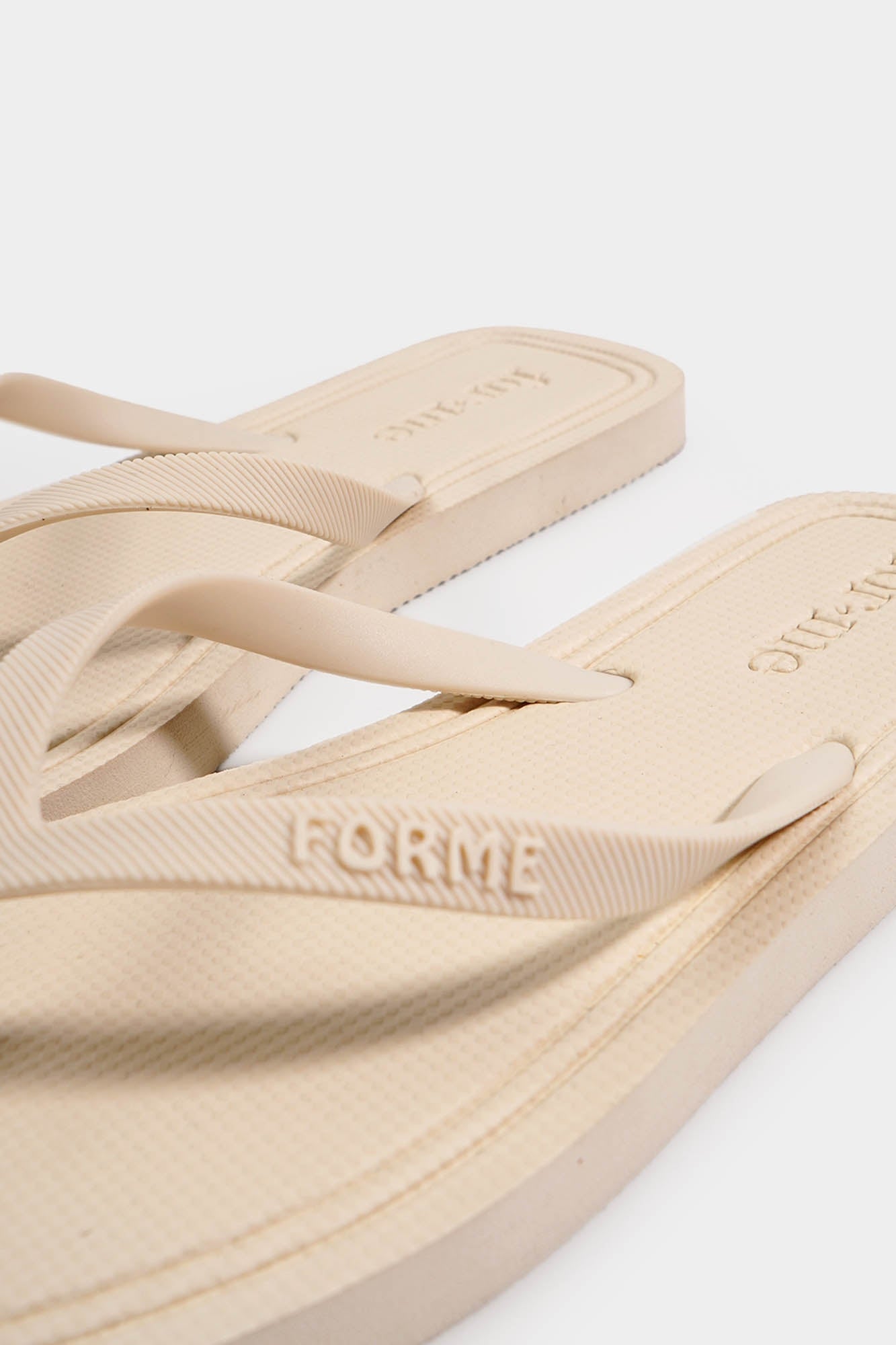 986992-Cream (1).jpg