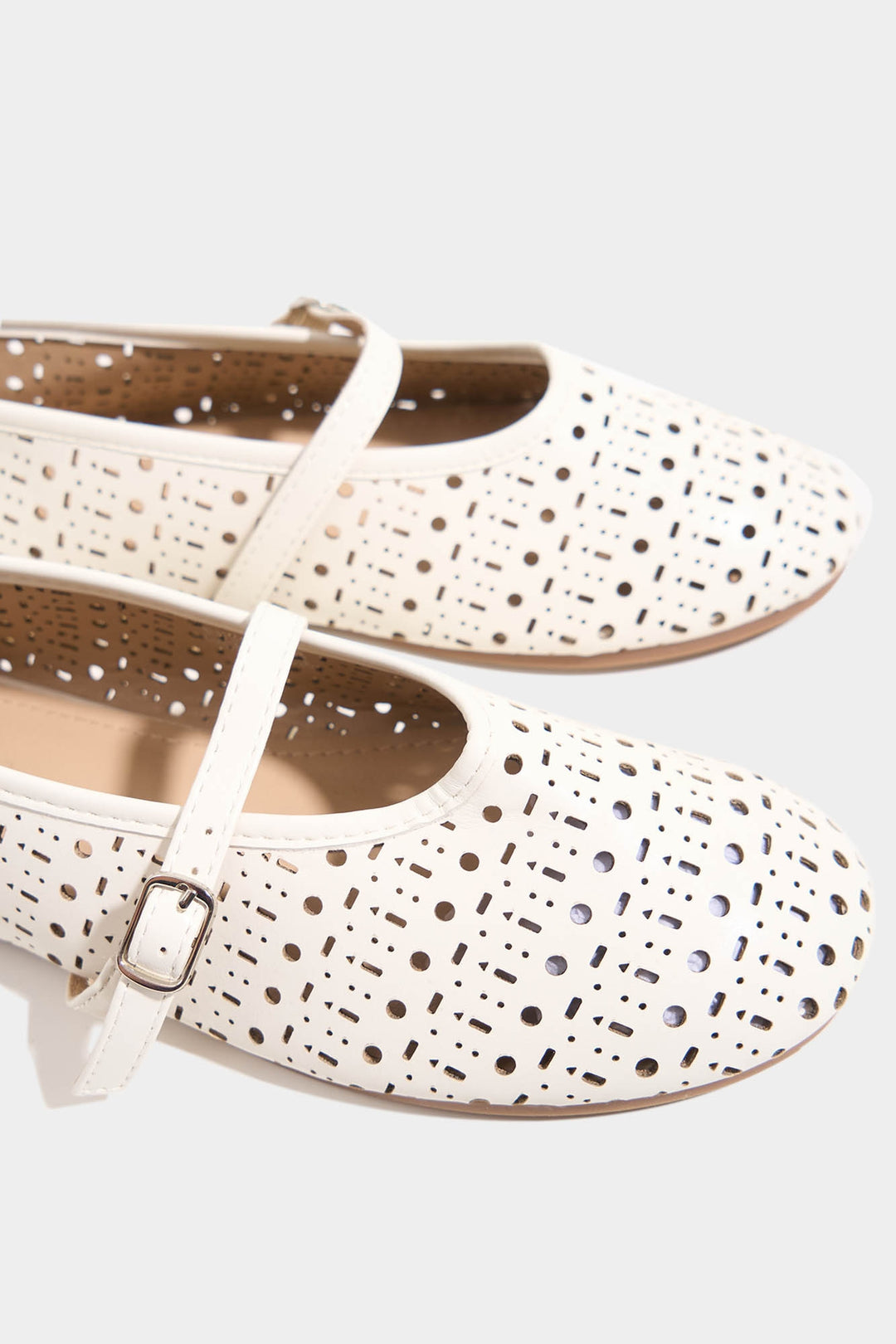 988053-Cream (6).jpg