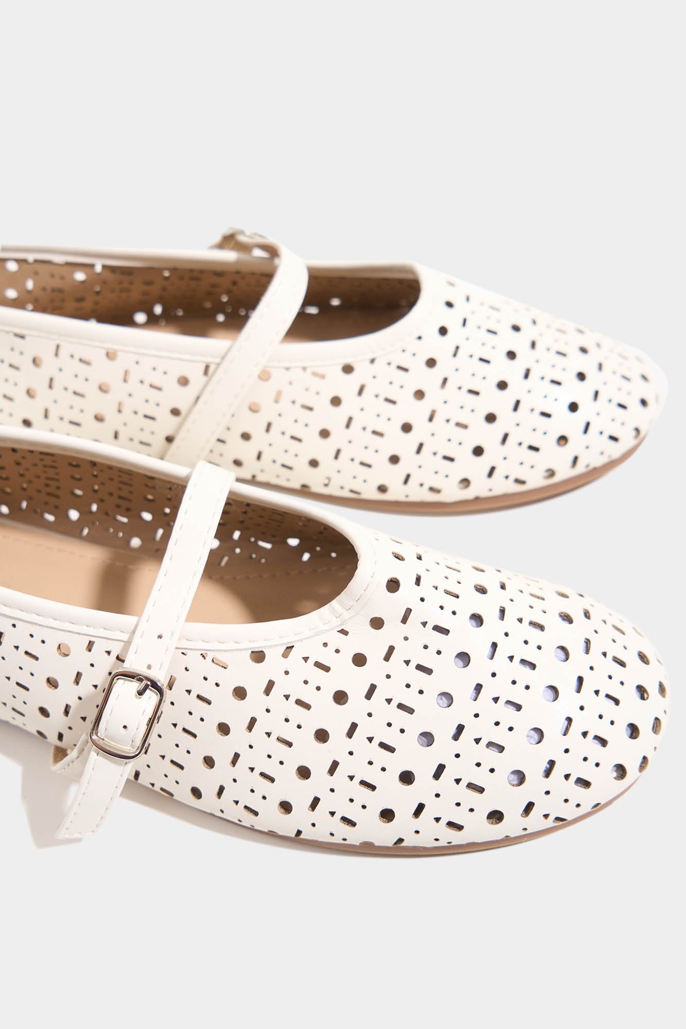 988053-Cream (6).jpg
