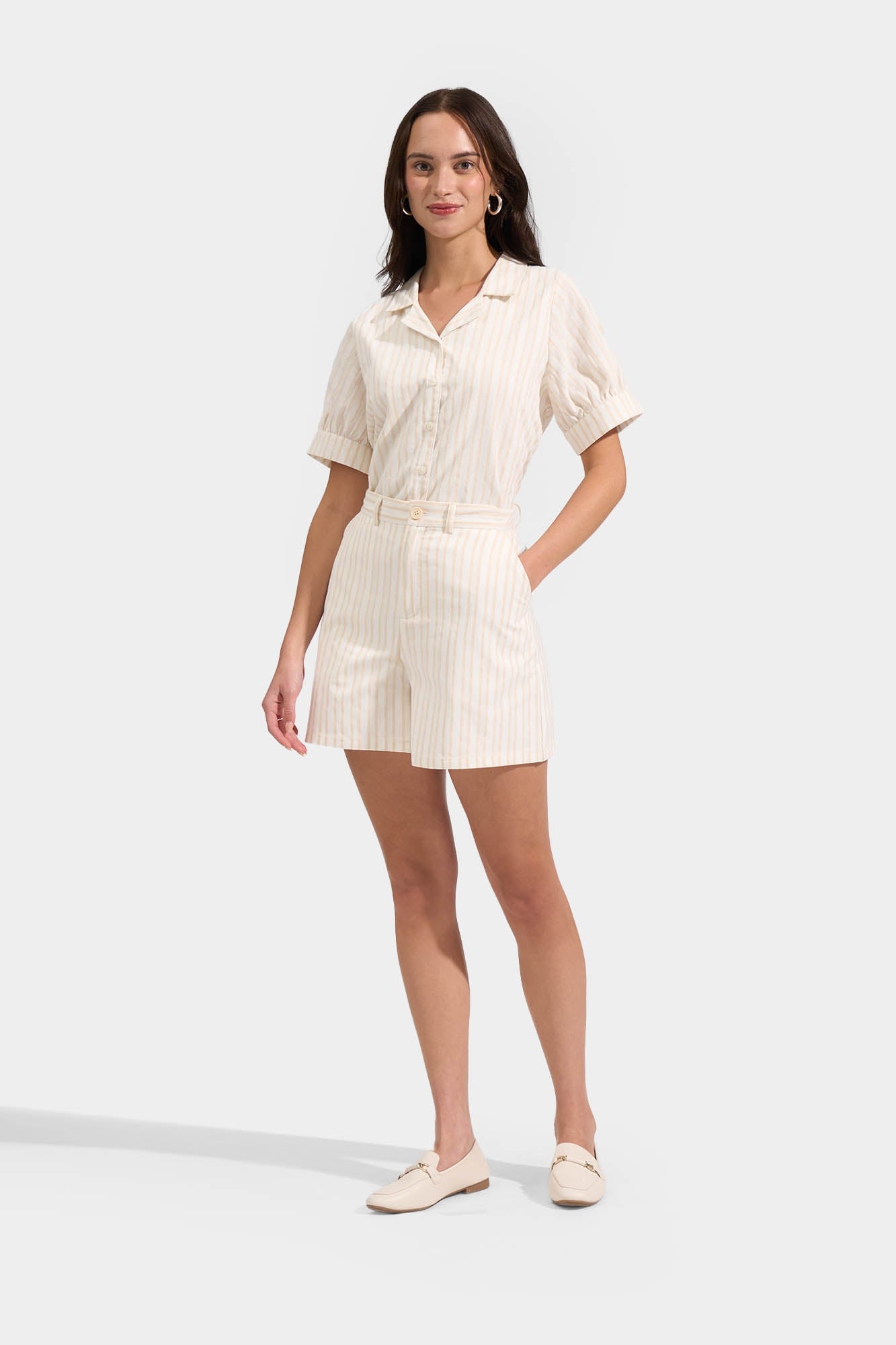 988718-Cream (2).jpg