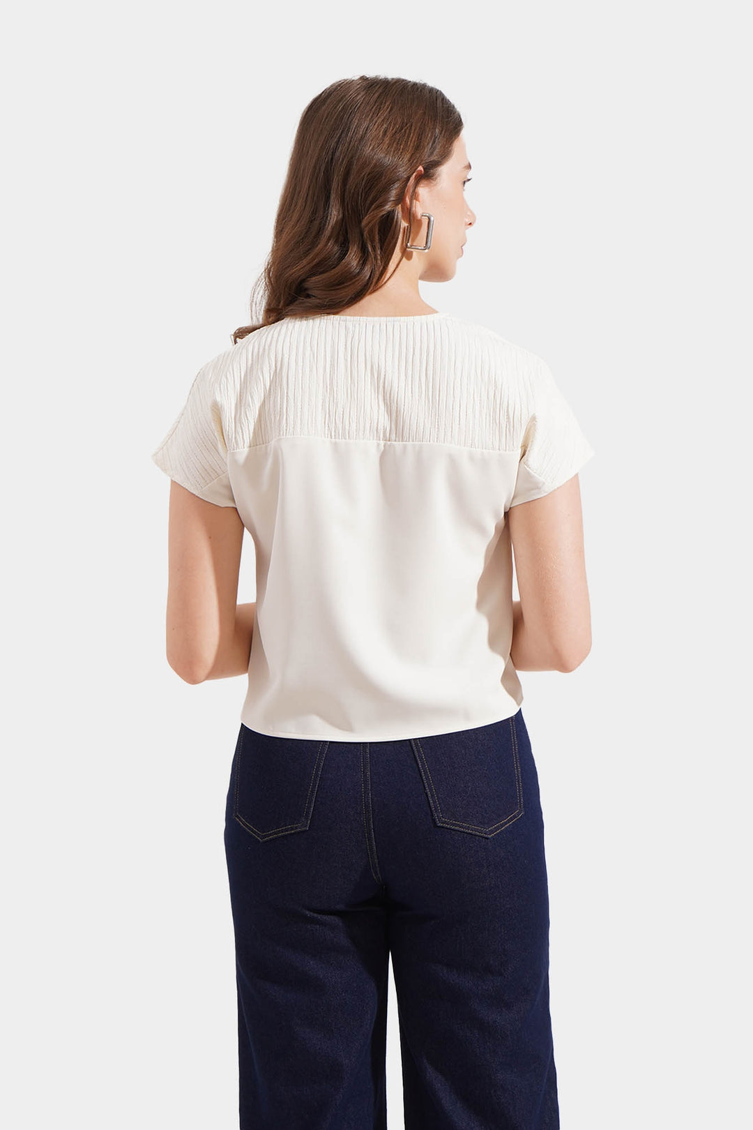 989135-Off White (1).jpg
