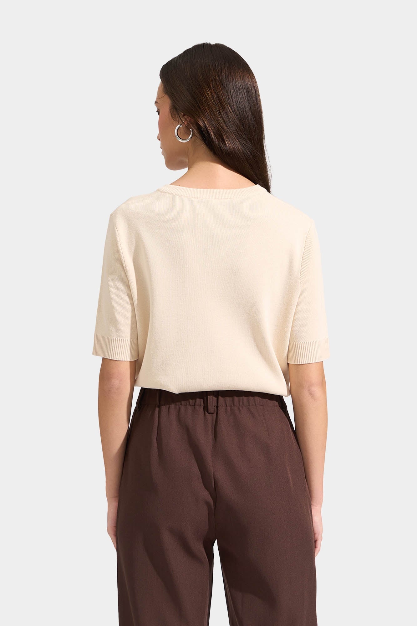 989395-Cream (1).jpg