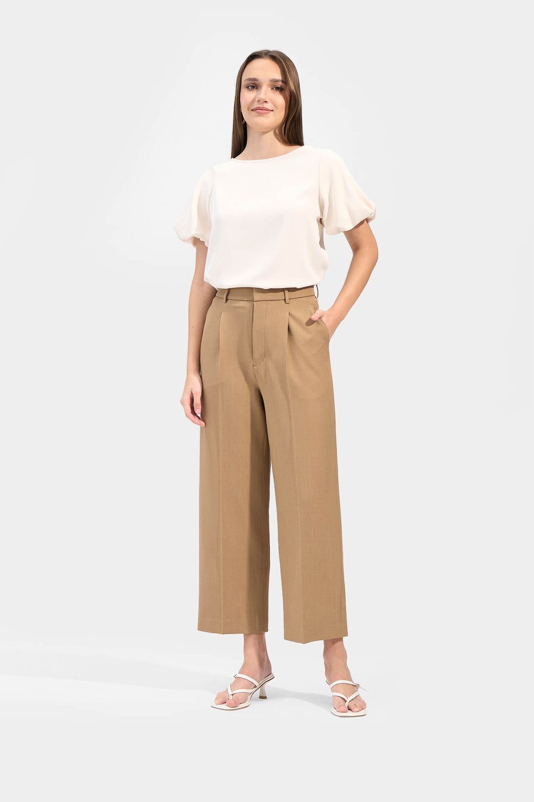 989685-Off White (2).jpg