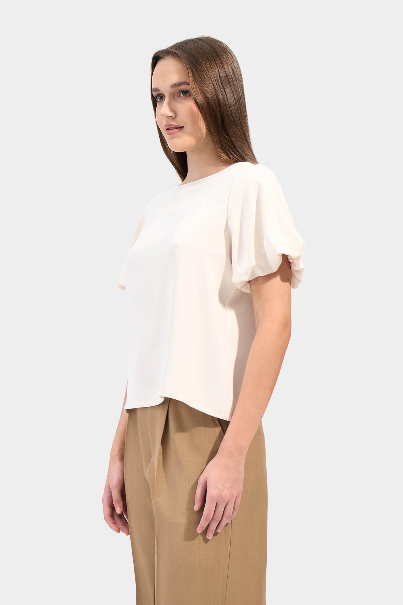 989685-Off White (5).jpg
