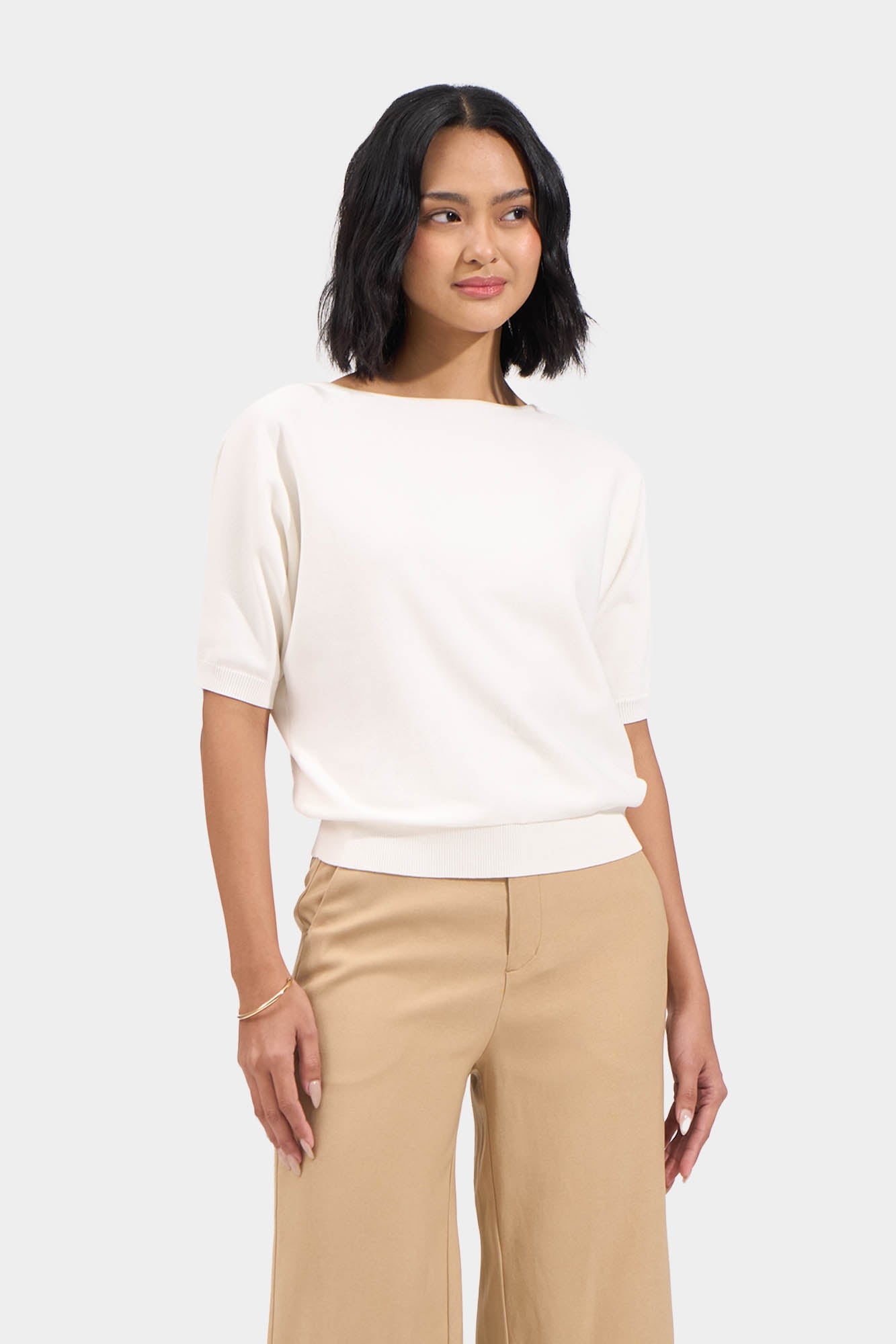 990007-Off White (5).jpg