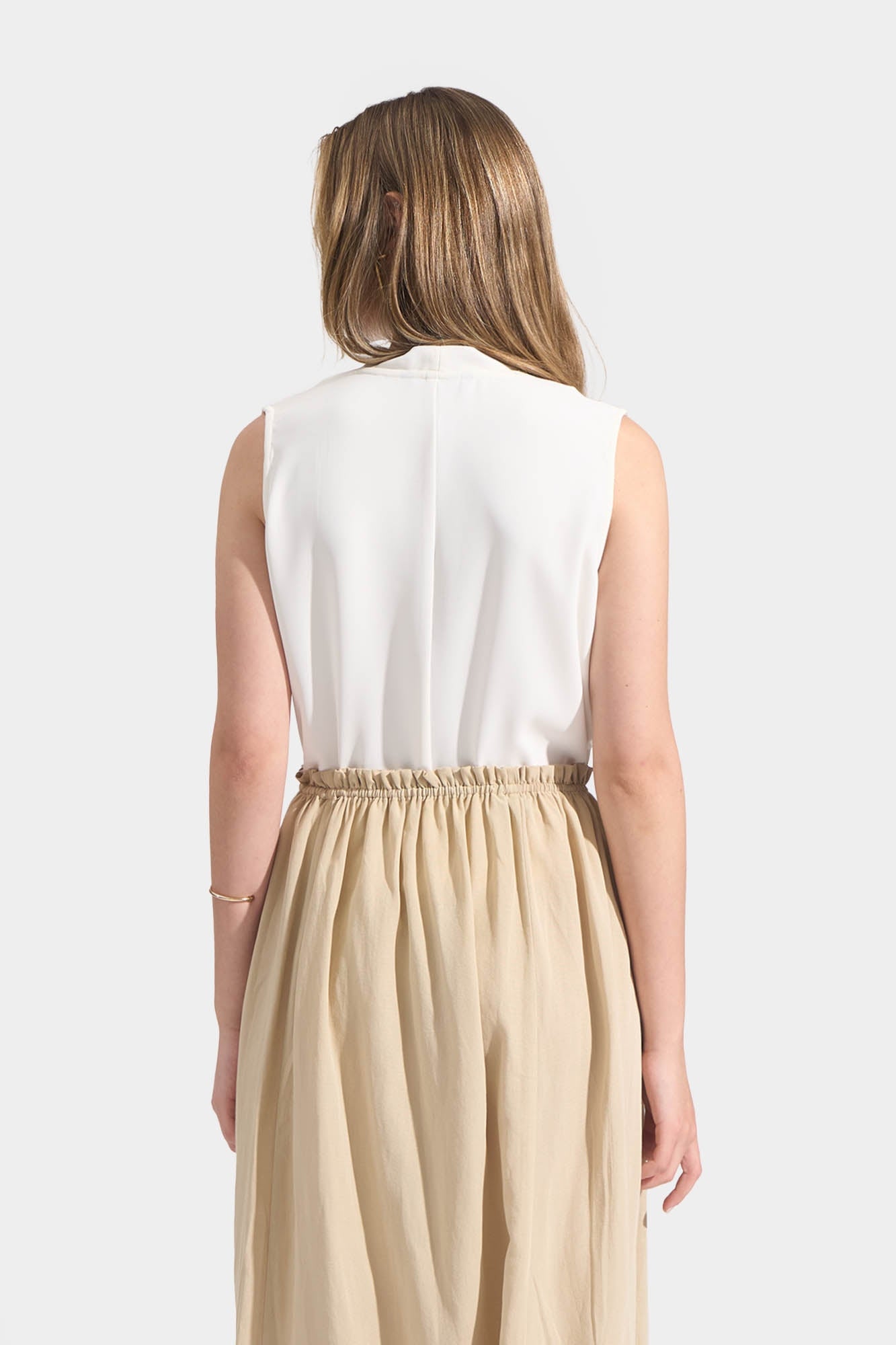 990503-Off White (2).jpg