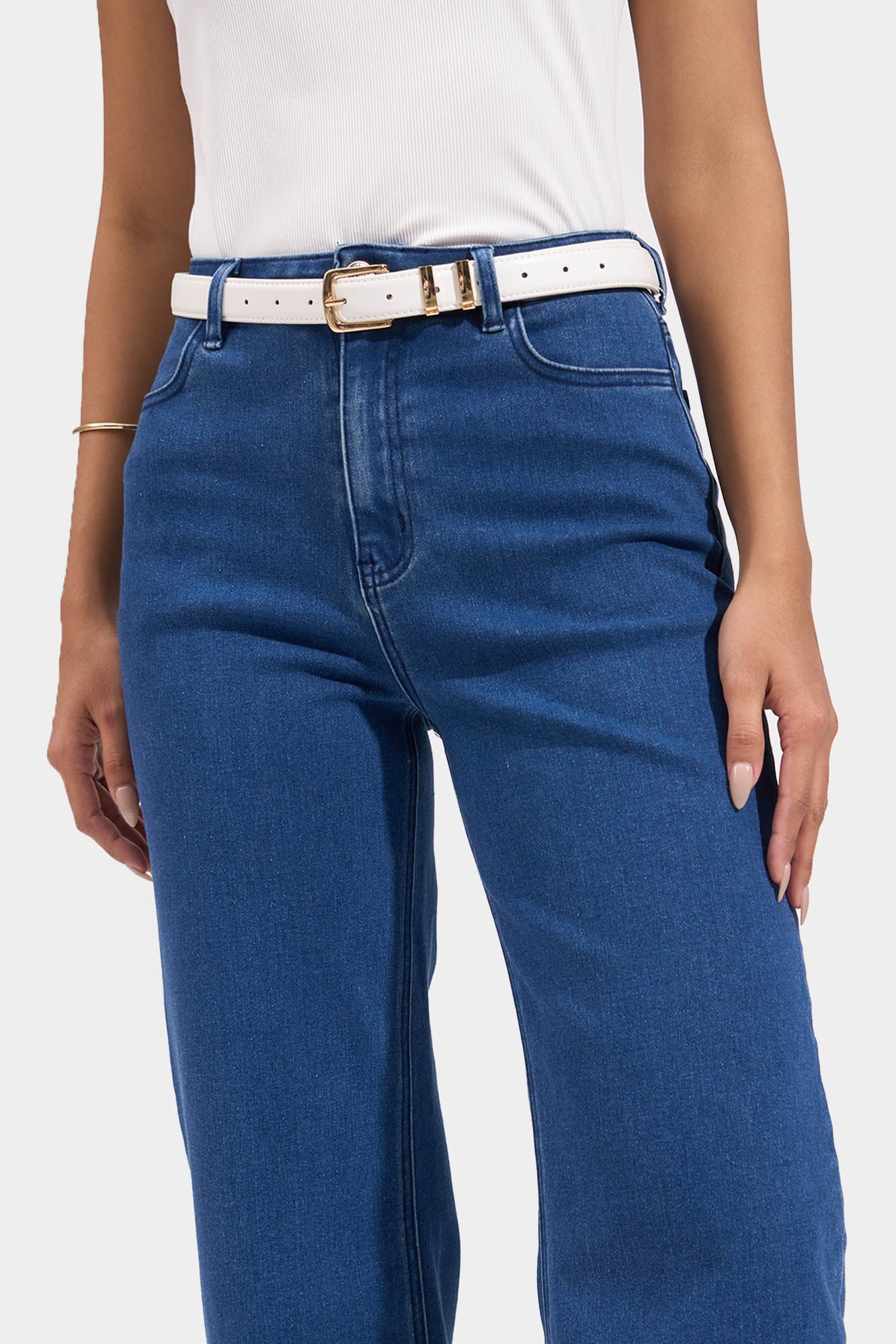 990568-Off White (1).jpg