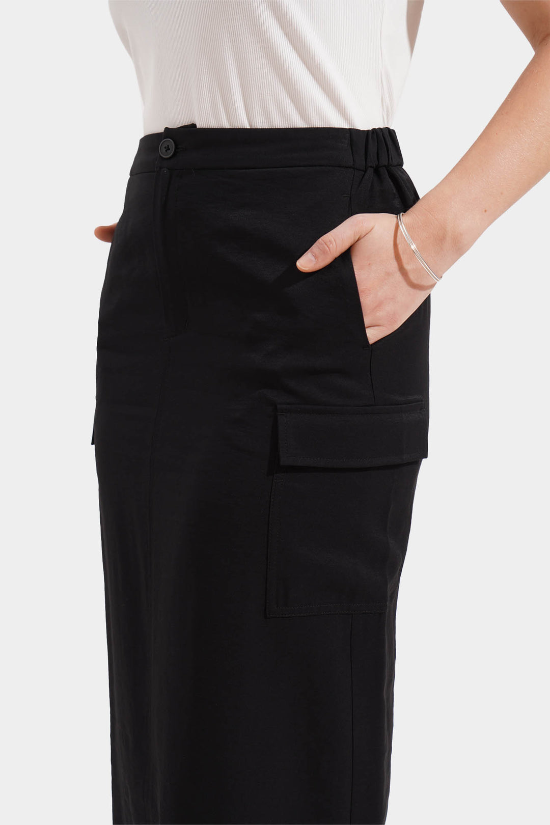 990595-Black (2).jpg