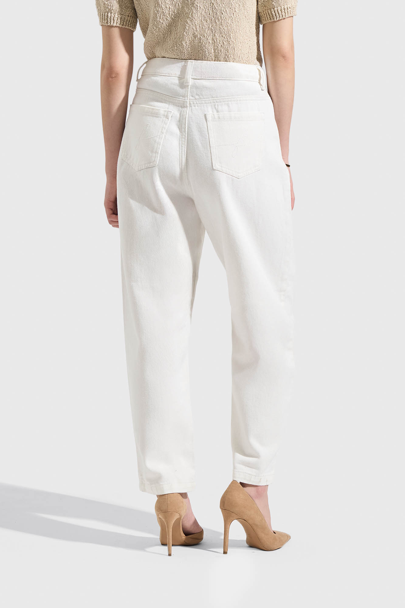 990797-Off White (1).jpg