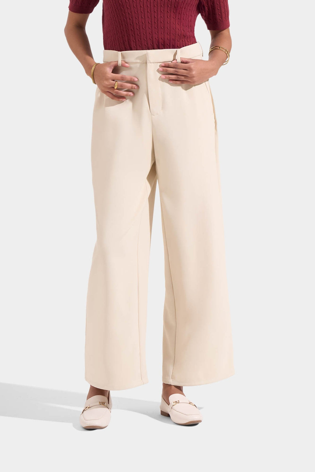 Fine Line Pleated Straight Trousers