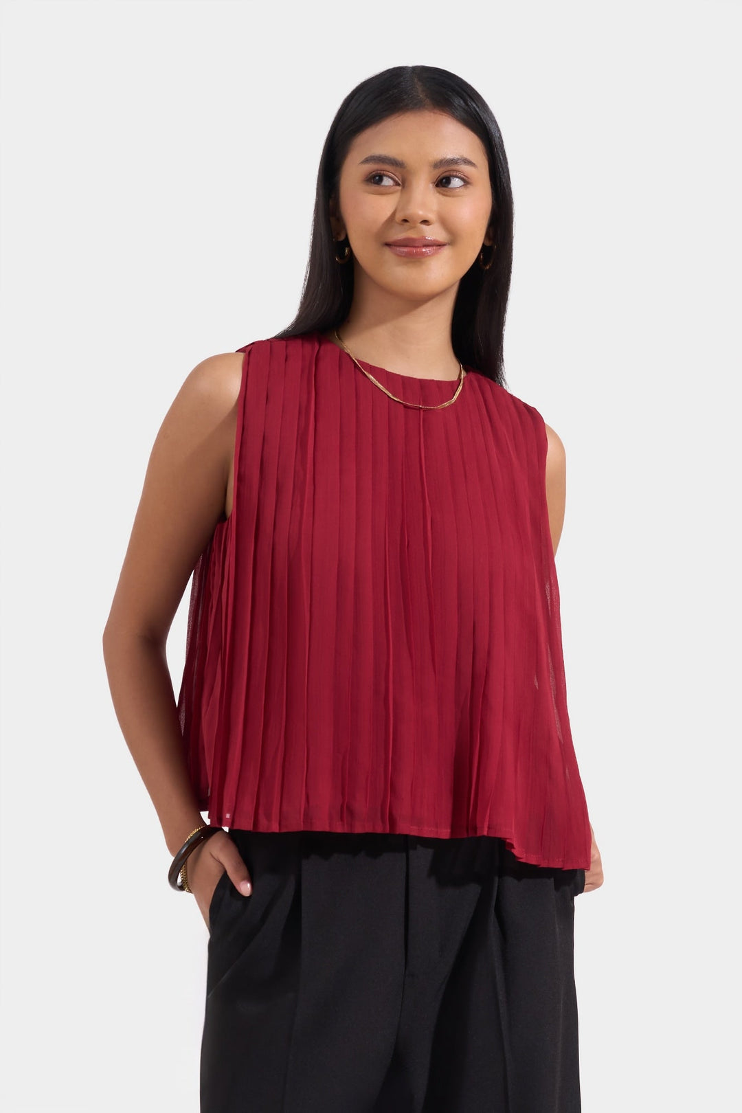 Sleeveless Pleated Blouse