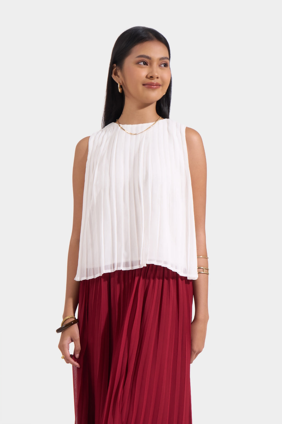 991004-Off White (1).jpg