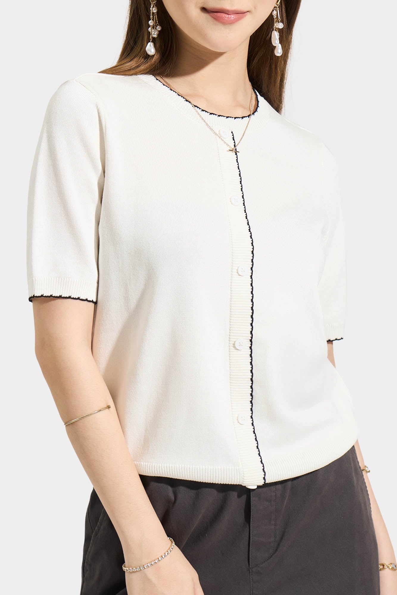 991238-Off White (1).jpg