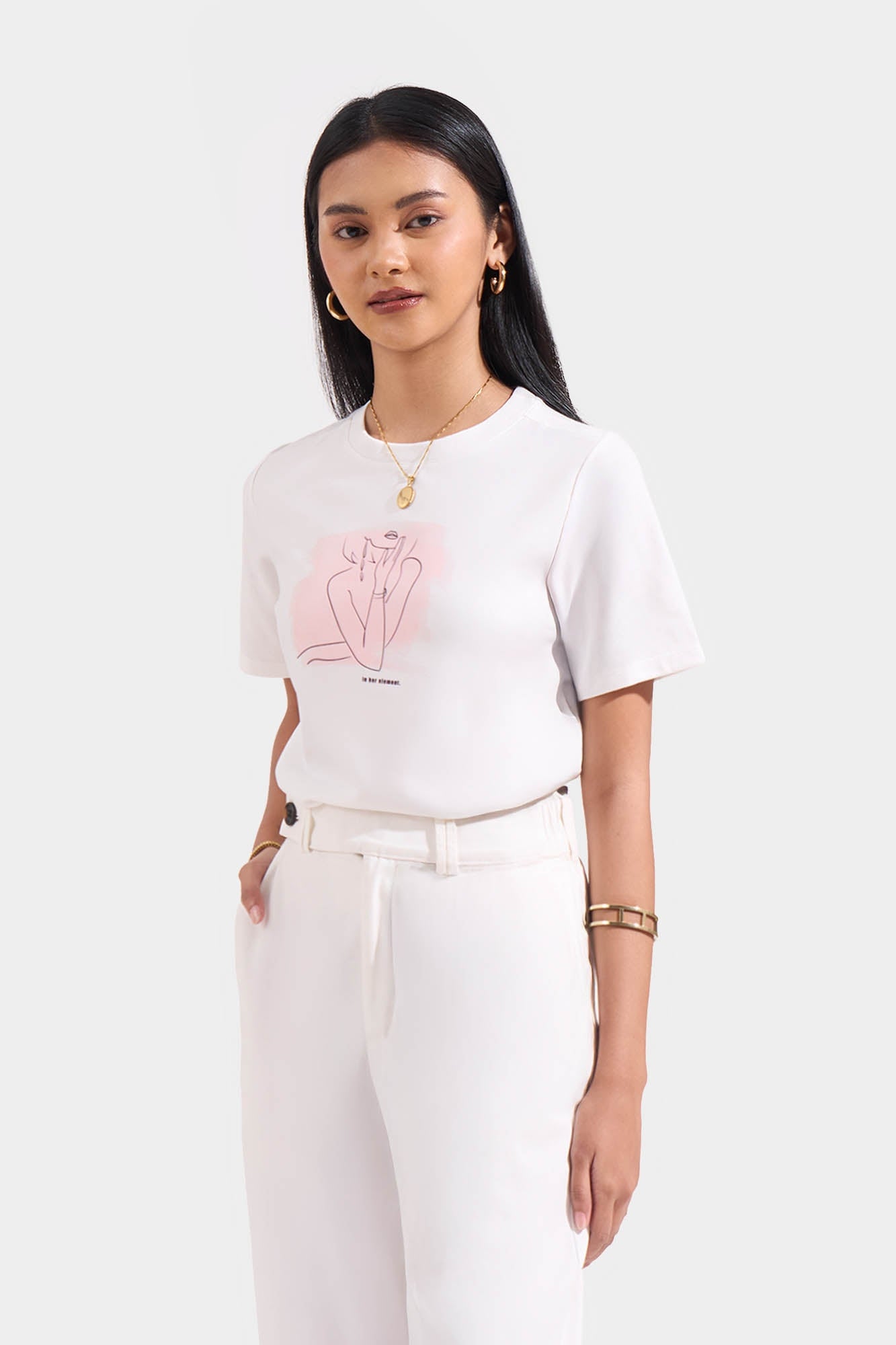 In Her Element Hybrid Tee – ForMe