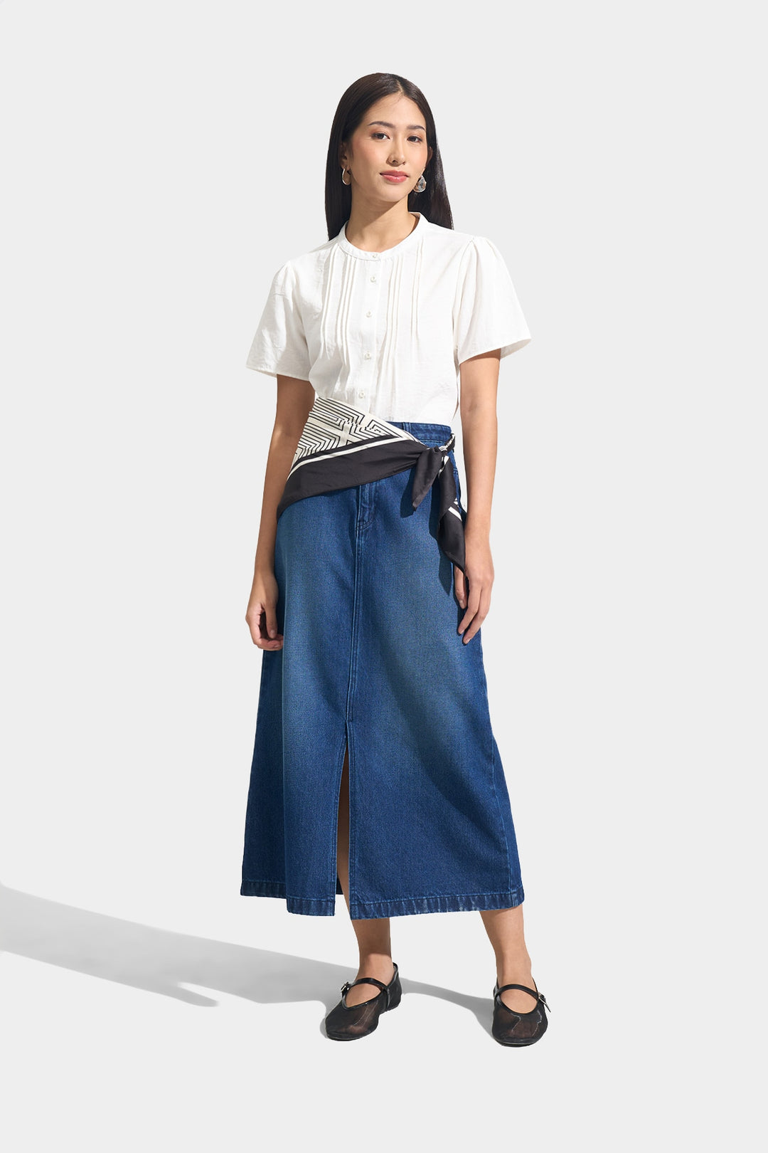 992498-Off White (1).jpg