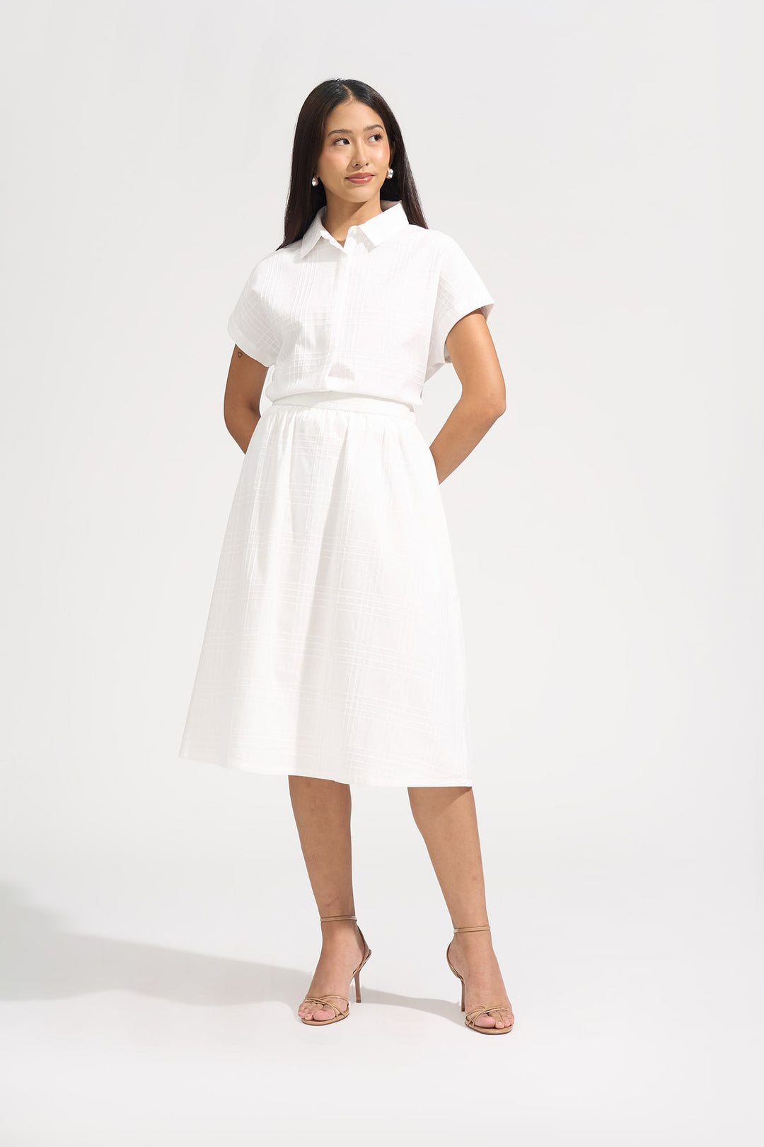 992564-Off White (1).jpg