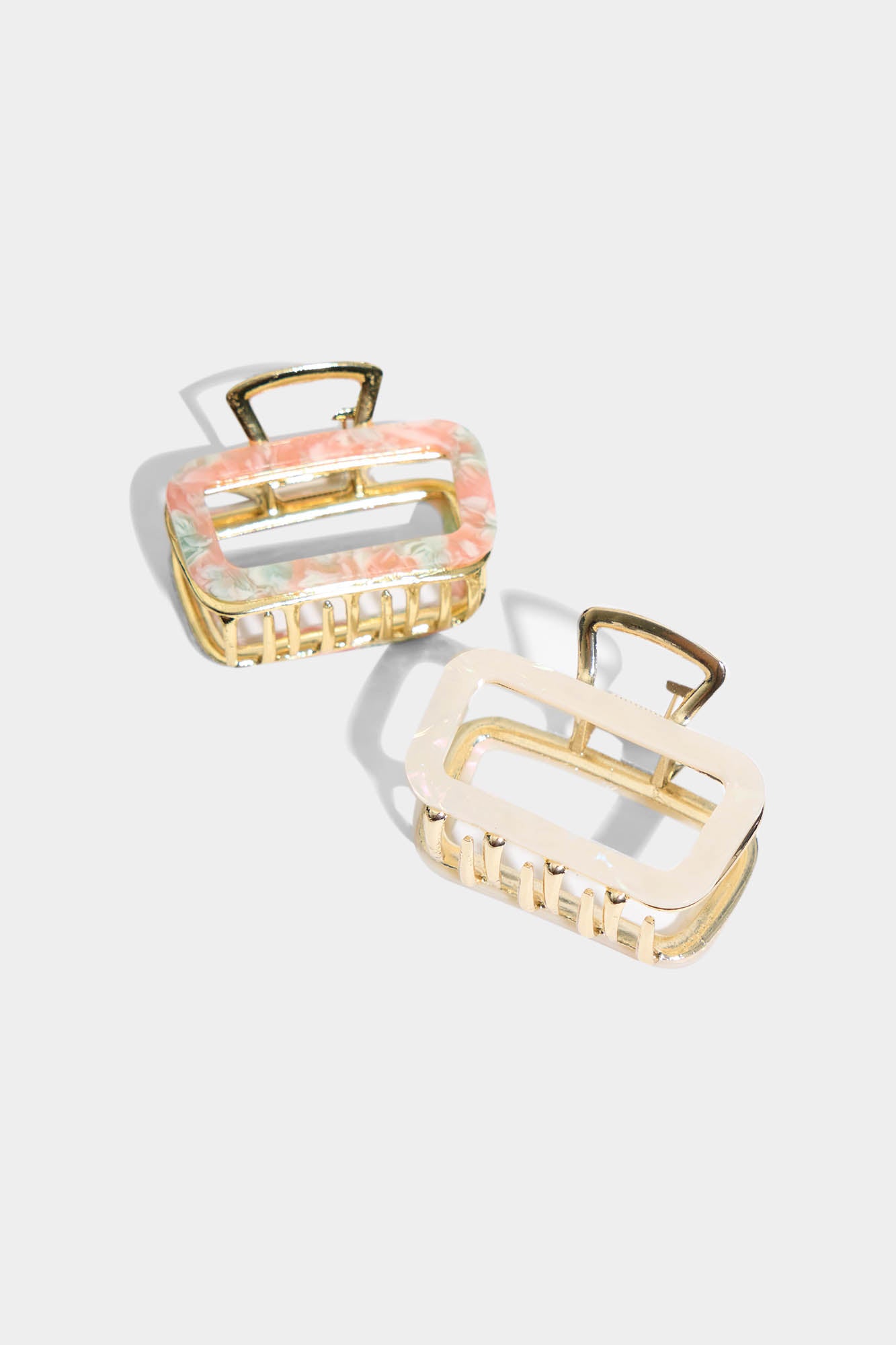 992647-Off White (1).jpg