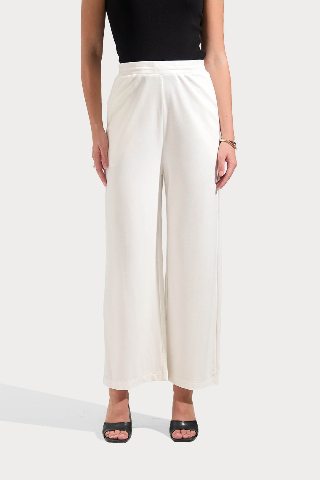 Cozy: Straight Pull Up Trousers