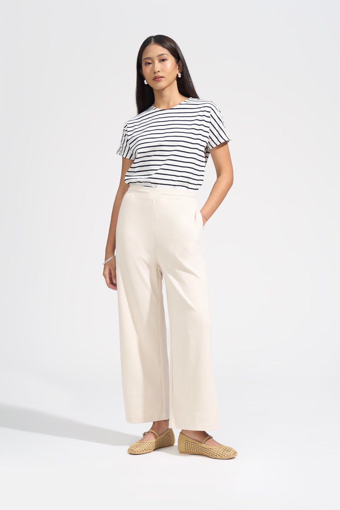 993076-Off White (2).jpg