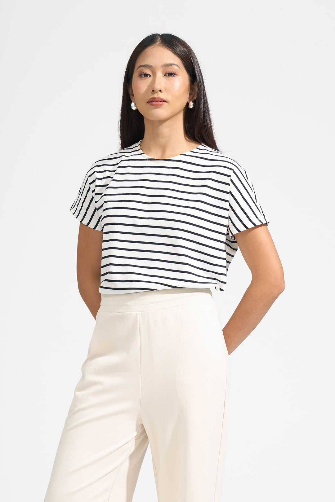 993076-Off White (3).jpg