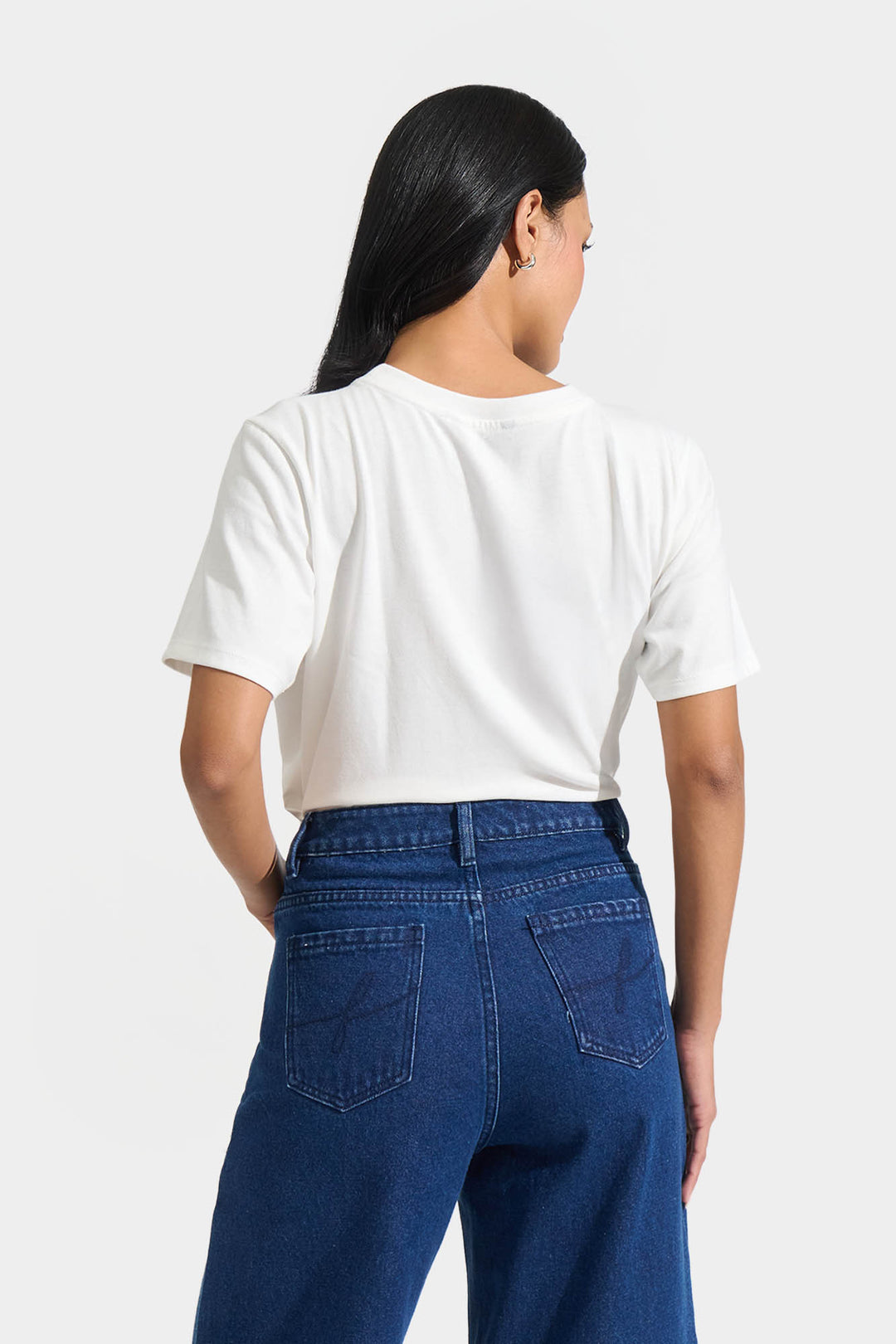 993242-Off White (3).jpg