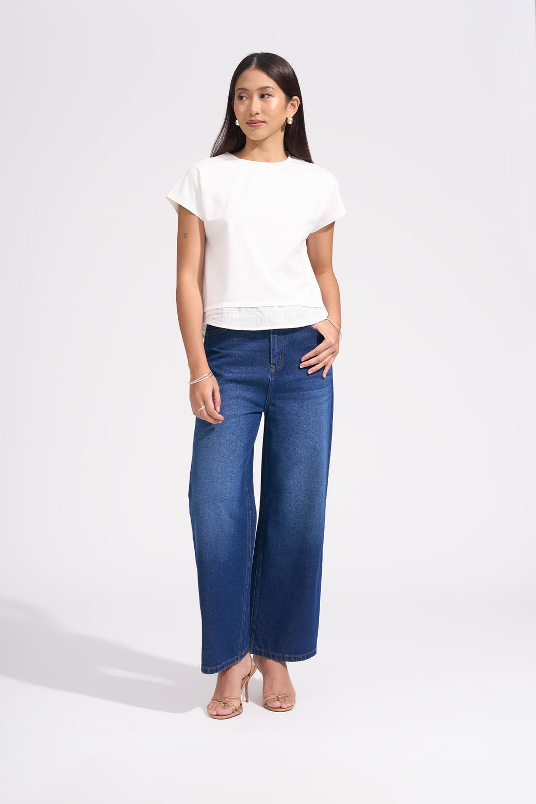 993261-Off White (1).jpg