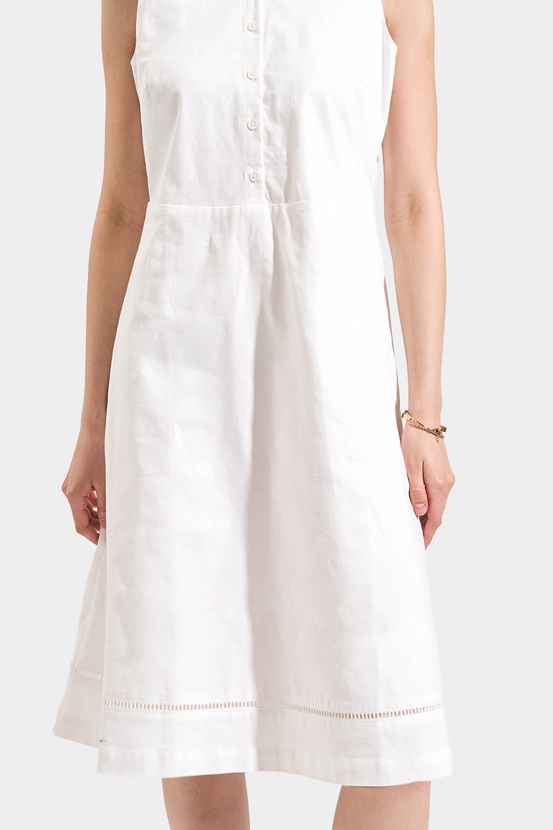 993566-Off White (1).jpg