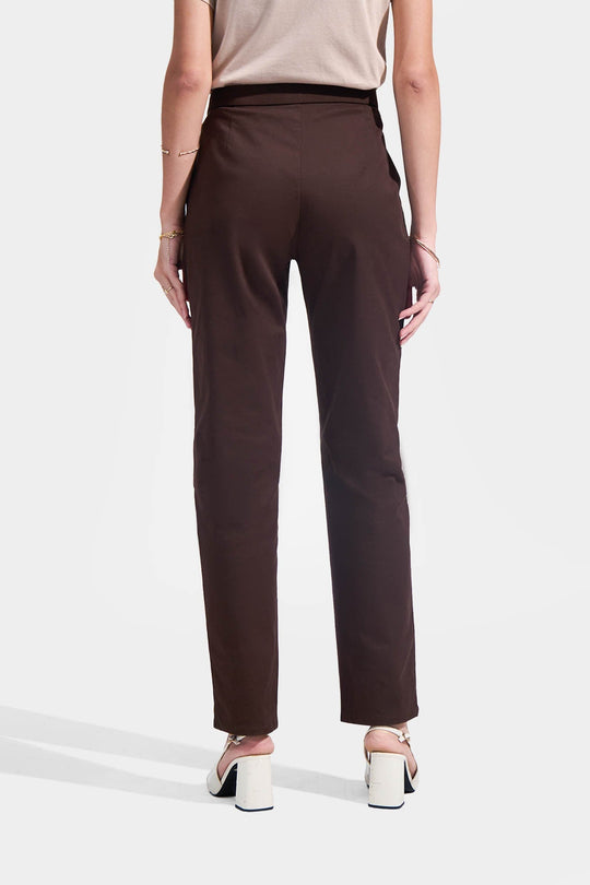 Cozy: Tapered Trousers