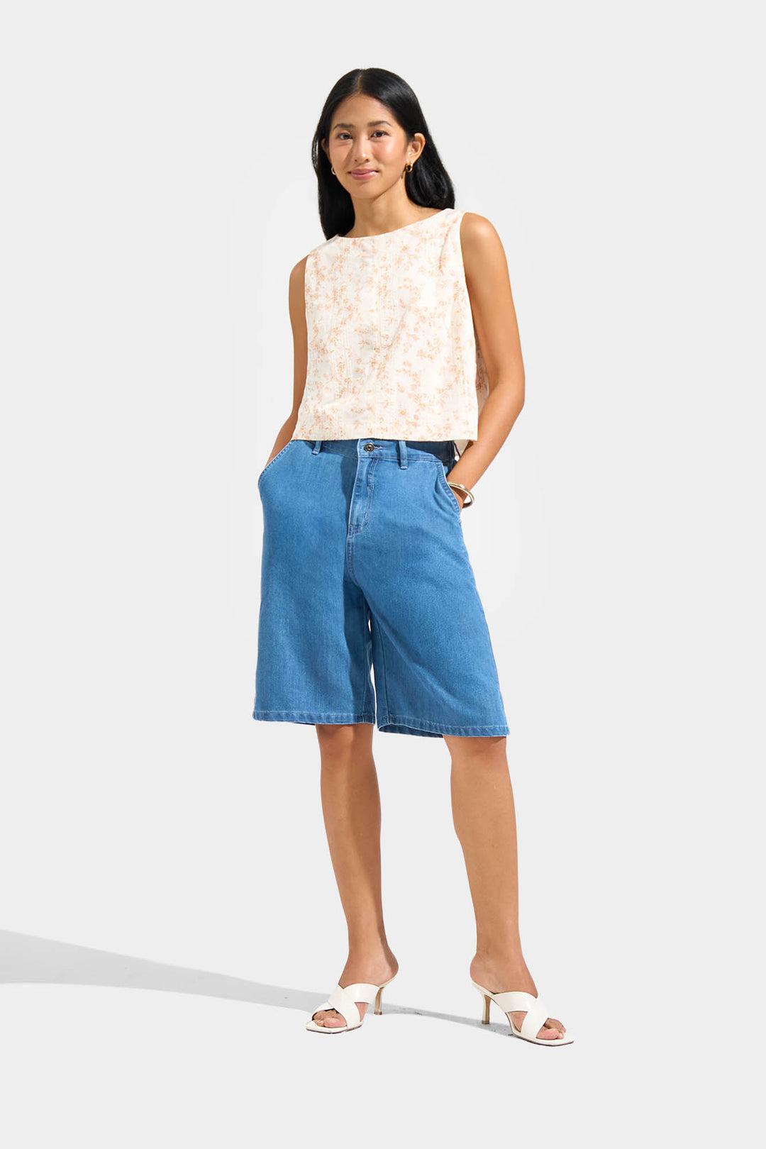 994537-Off White (4).jpg