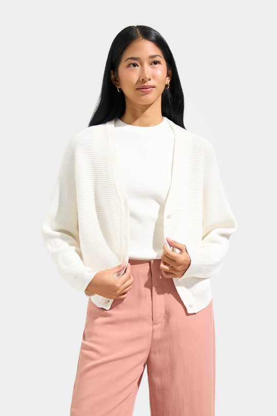 files/994543-Off_White_3.jpg