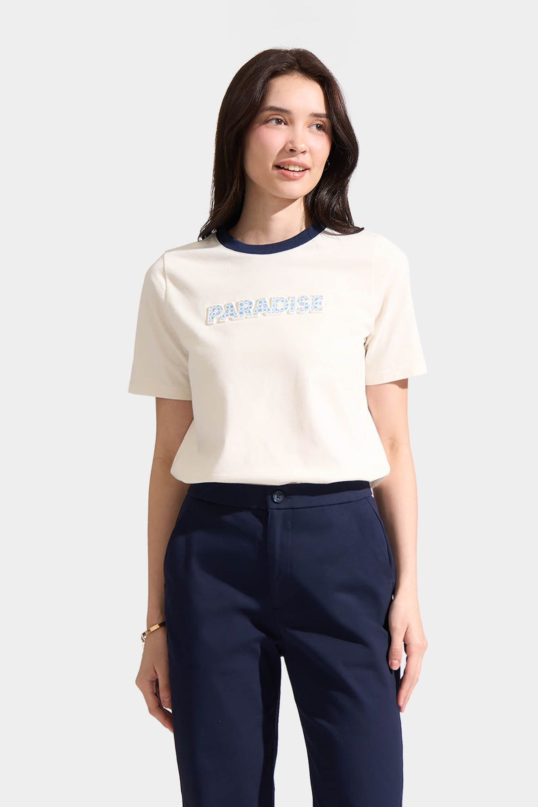 995355-Off White (1).jpg