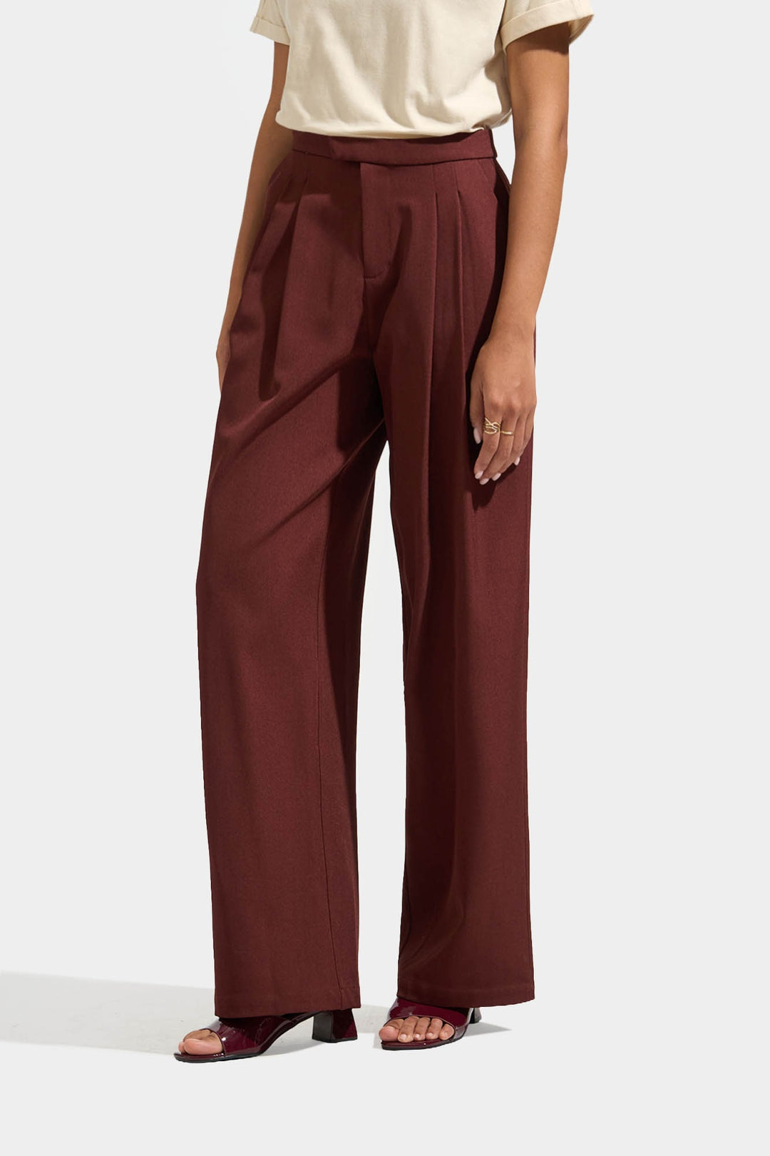 995557-Plum (3).jpg