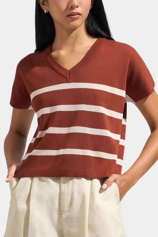 995960-Burgundy (2).jpg