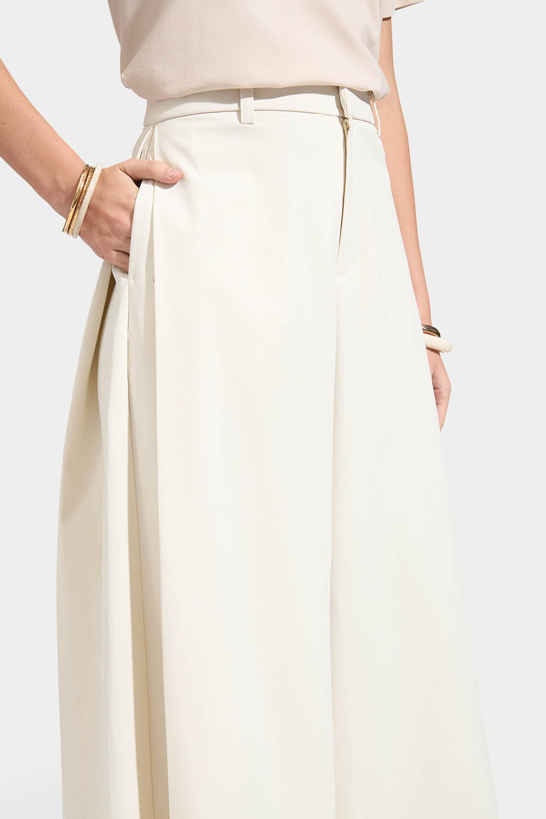 997506-Cream (2).jpg