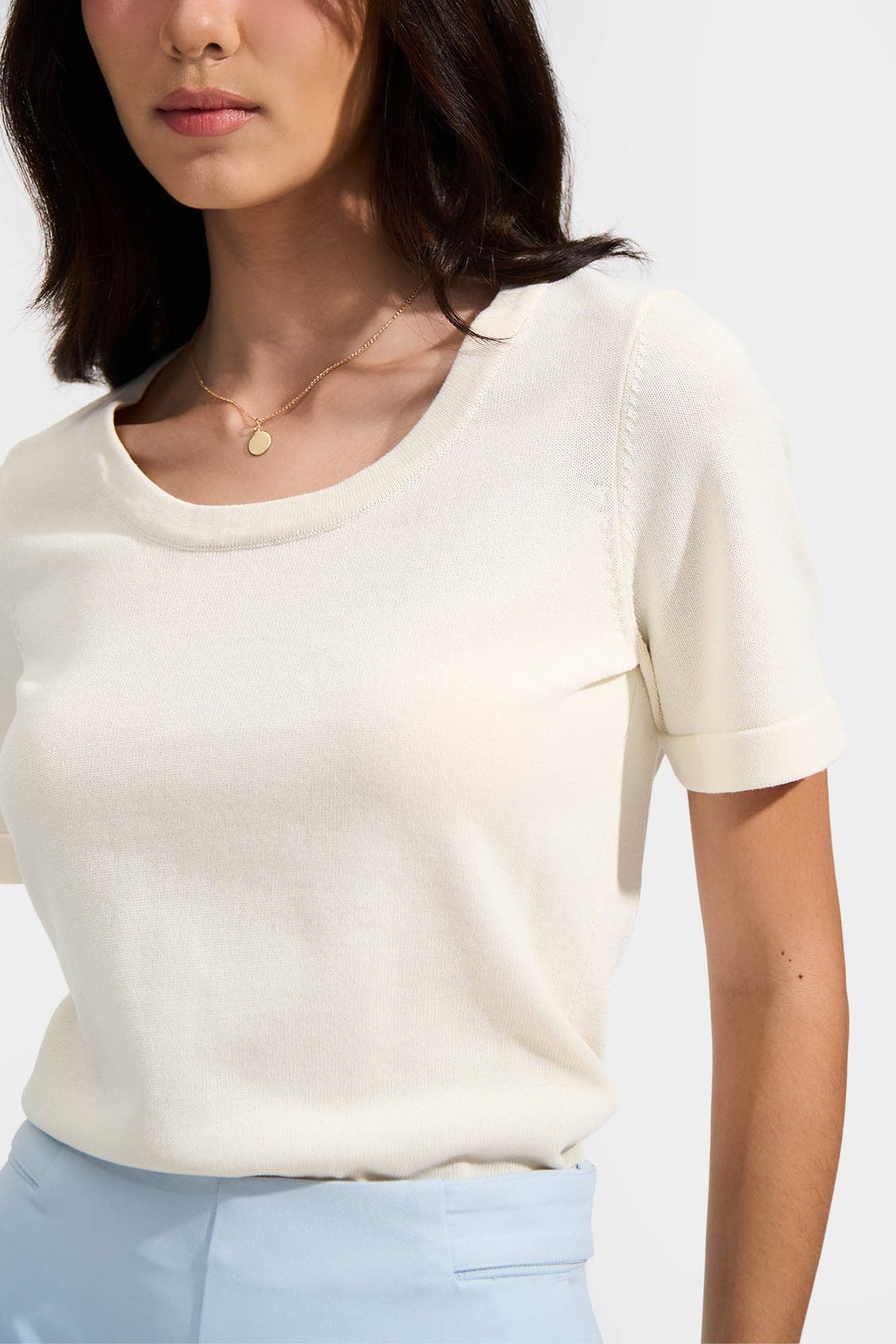 Round Neck Knit Top