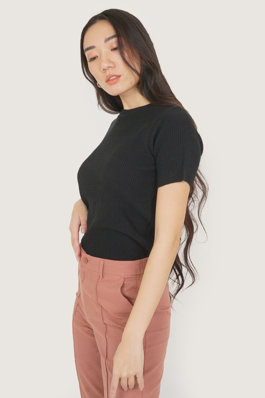 958826-Black-6.jpg