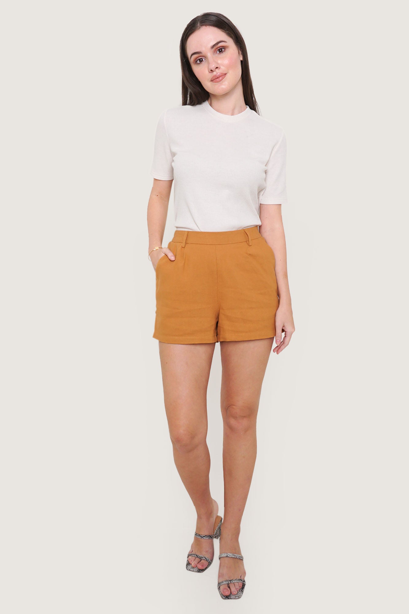 958883-Off White-2.jpg
